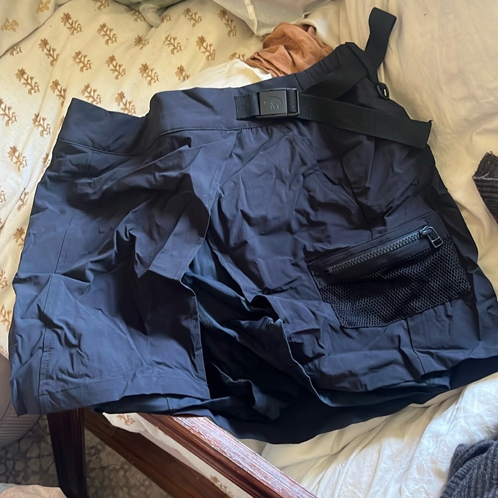 COPY - NWT Wondery Ephedra skort black medium